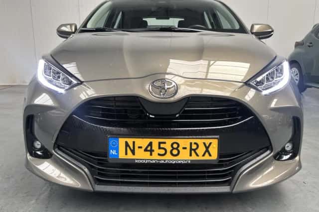 Toyota Yaris (2022) thumbnail 23