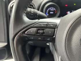 Toyota Yaris (2022) thumbnail 9