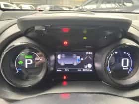 Toyota Yaris (2022) thumbnail 12