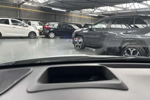 Toyota Yaris (2022) thumbnail 13