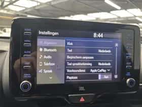 Toyota Yaris (2022) thumbnail 16