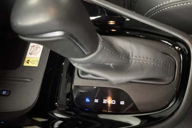 Toyota Yaris (2022) thumbnail 25