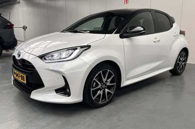 Toyota Yaris (2022) thumbnail 32