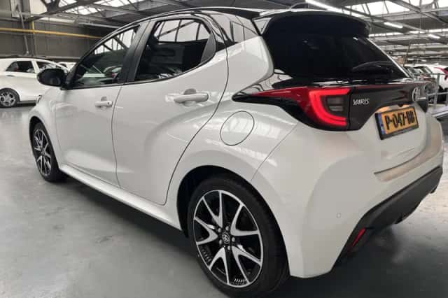 Toyota Yaris (2022) thumbnail 33