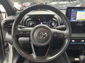 Toyota Yaris (2022) thumbnail 5