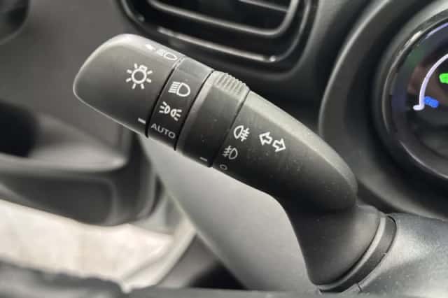 Toyota Yaris (2022) thumbnail 9