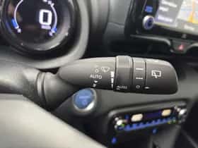 Toyota Yaris (2022) thumbnail 10