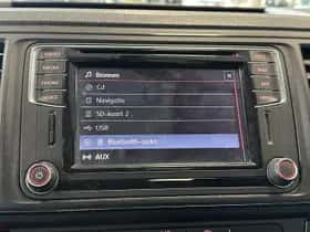 Volkswagen Transporter (2017) thumbnail 11