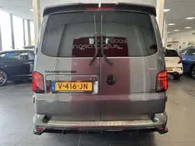 Volkswagen Transporter (2017) thumbnail 23