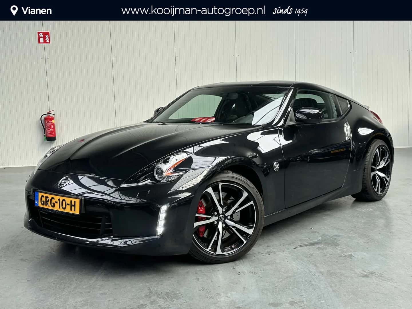Nissan 370Z (2018) — foto 1