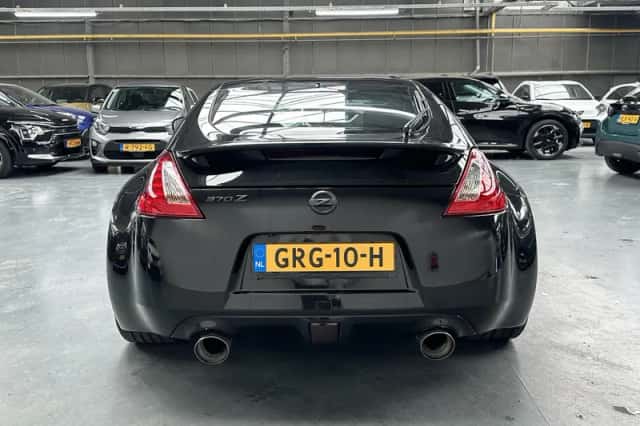 Nissan 370Z (2018) thumbnail 21
