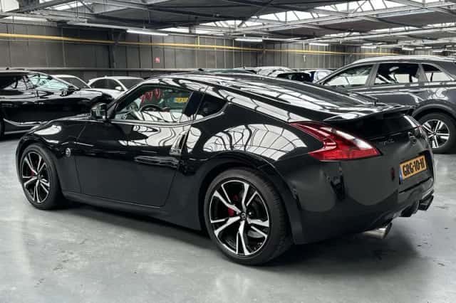 Nissan 370Z (2018) thumbnail 22