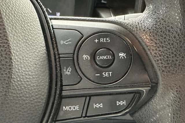 Toyota Corolla (2019) thumbnail 6