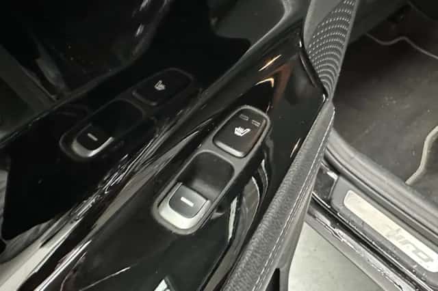 Kia Niro (2017) thumbnail 22