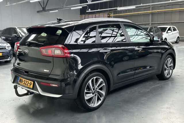 Kia Niro (2017) thumbnail 30