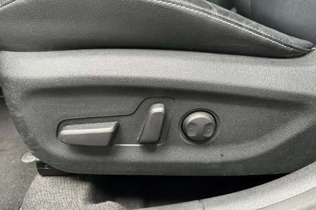 Kia Niro (2017) thumbnail 7