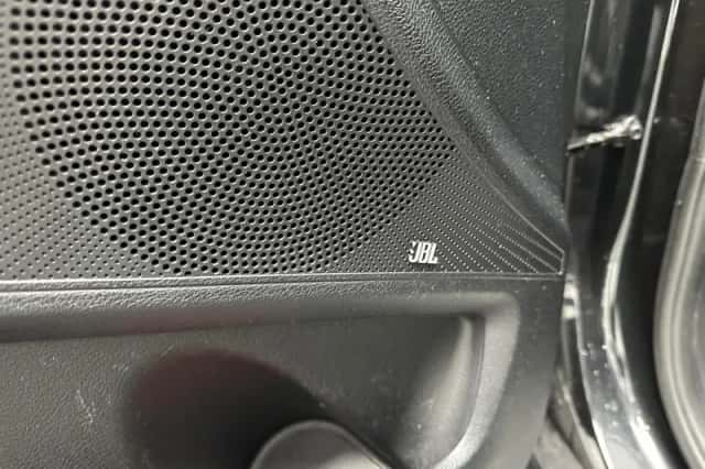 Kia Proceed (2021) thumbnail 5