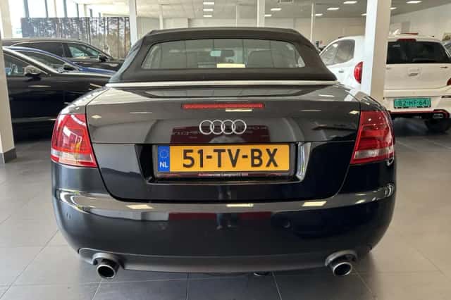 Audi A4 (2007) thumbnail 15