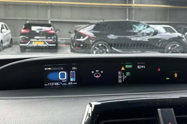 Toyota Prius (2018) thumbnail 5