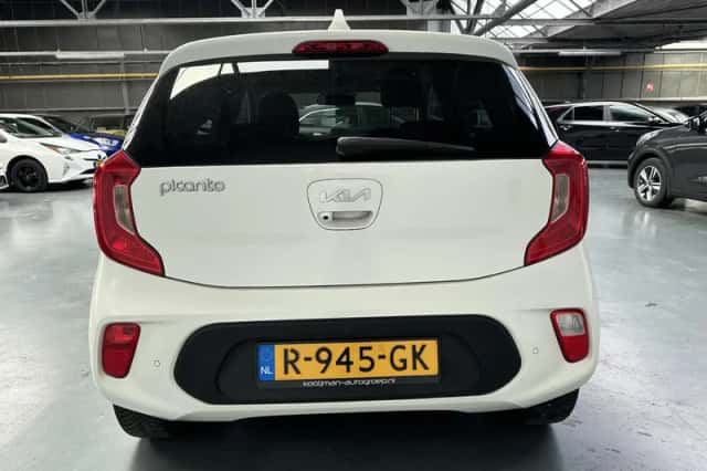 Kia Picanto (2022) thumbnail 23