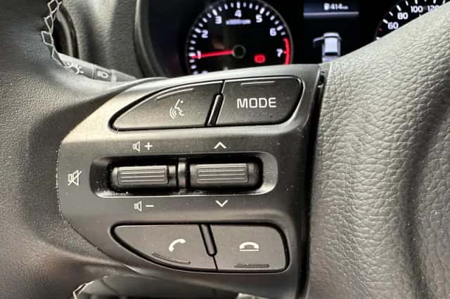 Kia Picanto (2022) thumbnail 6