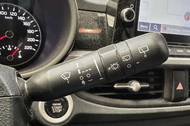Kia Picanto (2022) thumbnail 8