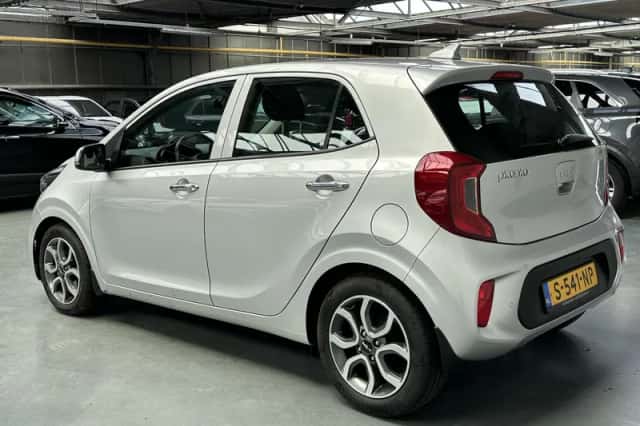 Kia Picanto (2021) thumbnail 15