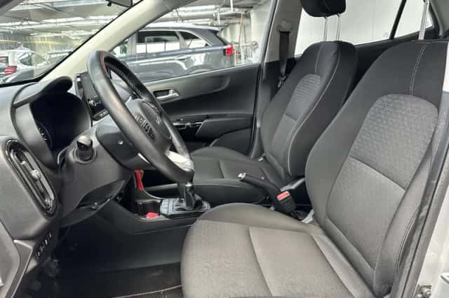 Kia Picanto (2021) thumbnail 23