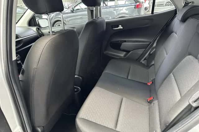 Kia Picanto (2021) thumbnail 6