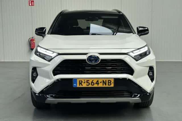 Toyota RAV4 (2022) thumbnail 24