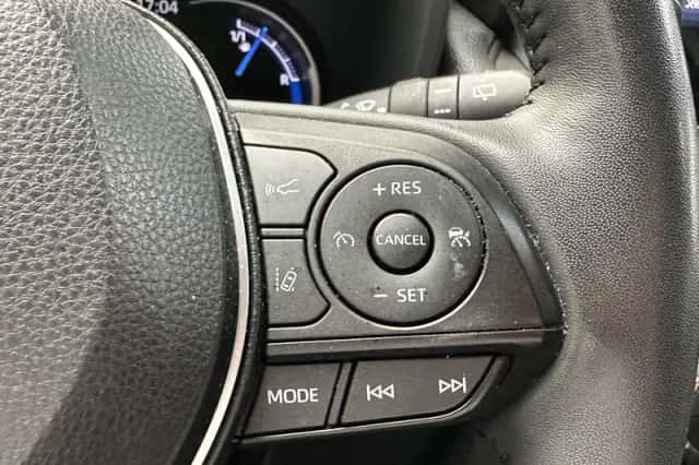 Toyota RAV4 (2022) thumbnail 10