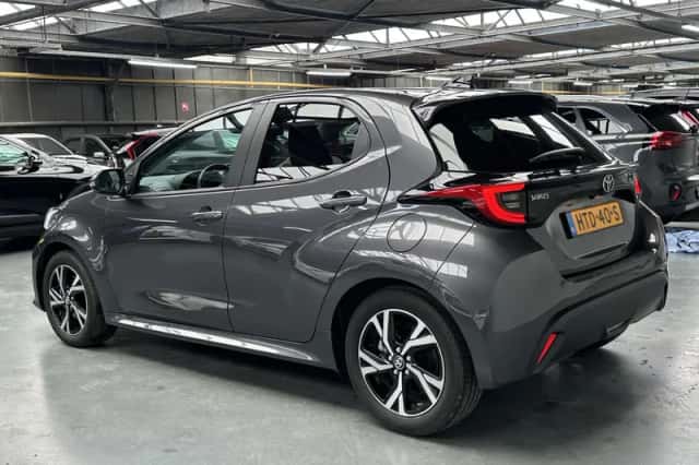 Toyota Yaris (2025) thumbnail 23