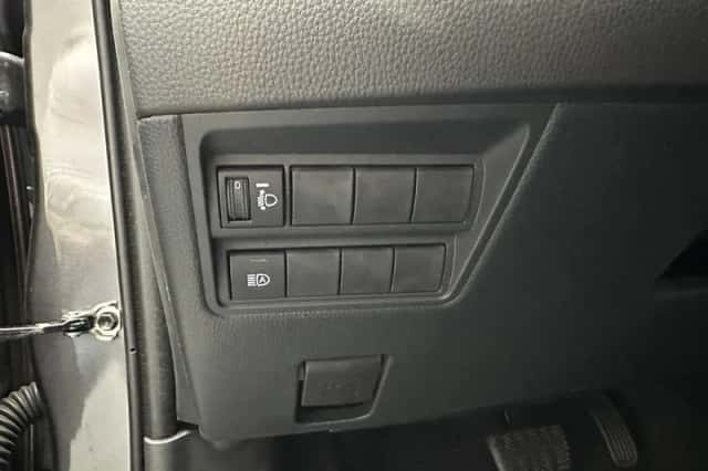 Toyota Yaris (2025) thumbnail 4