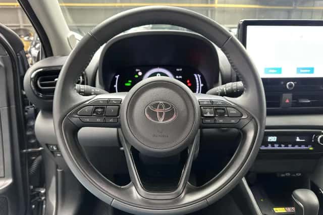 Toyota Yaris (2025) thumbnail 10