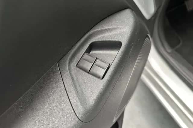 Toyota Aygo (2018) thumbnail 3