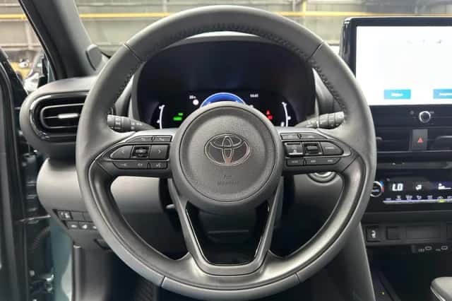 Toyota Yaris Cross (2025) thumbnail 12