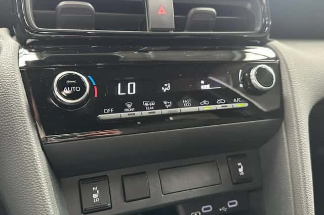 Toyota Yaris Cross (2025) thumbnail 13