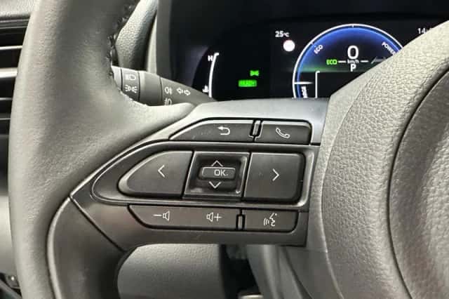 Toyota Yaris Cross (2025) thumbnail 8