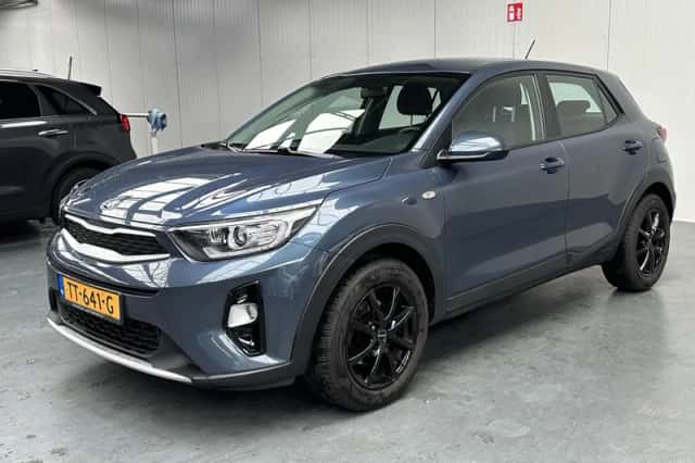 Kia Stonic (2018) thumbnail 19