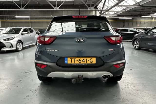 Kia Stonic (2018) thumbnail 21