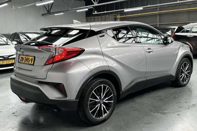Toyota C-HR (2018) thumbnail 29