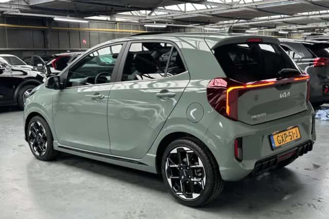 Kia Picanto (2024) thumbnail 20
