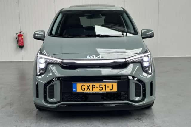 Kia Picanto (2024) thumbnail 24