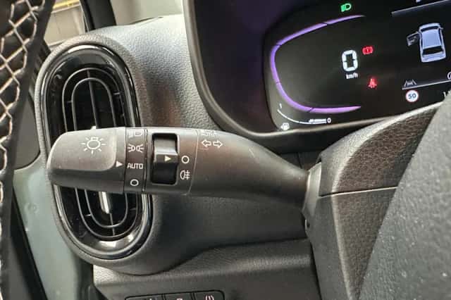 Kia Picanto (2024) thumbnail 6