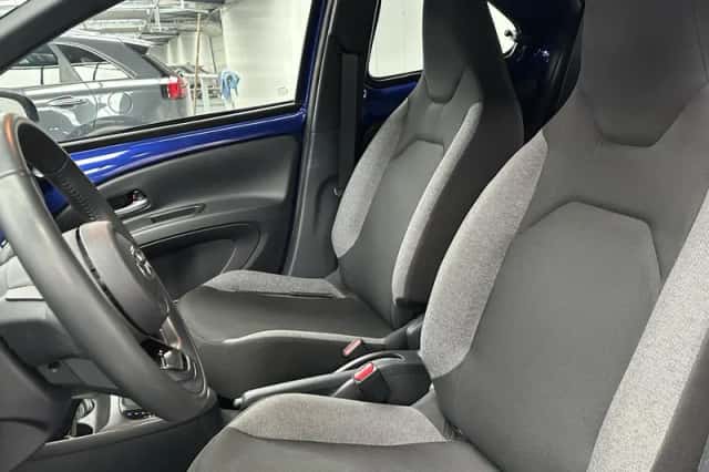 Toyota Aygo (2024) thumbnail 2