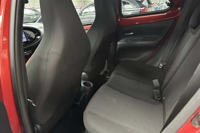 Toyota Aygo (2023) thumbnail 17