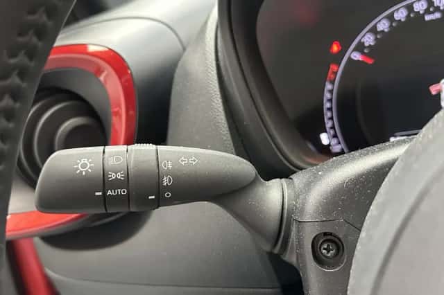 Toyota Aygo (2023) thumbnail 8
