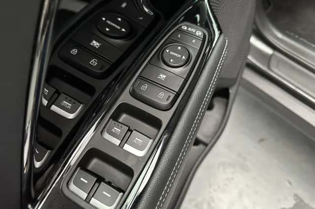 Kia Niro EV (2022) thumbnail 3