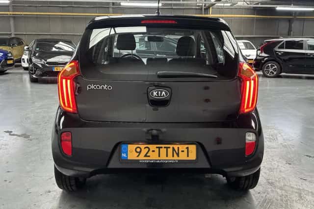Kia Picanto (2012) thumbnail 12