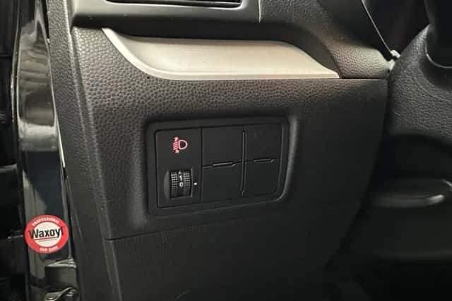 Kia Picanto (2012) thumbnail 4
